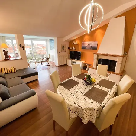 Apartment Palma *